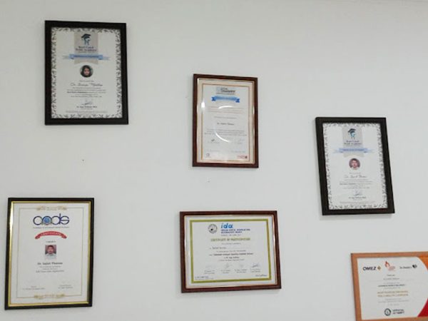 smile care dental clinic in thuravoor