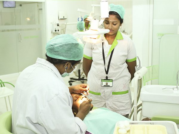 smile care dental clinic in thuravoor