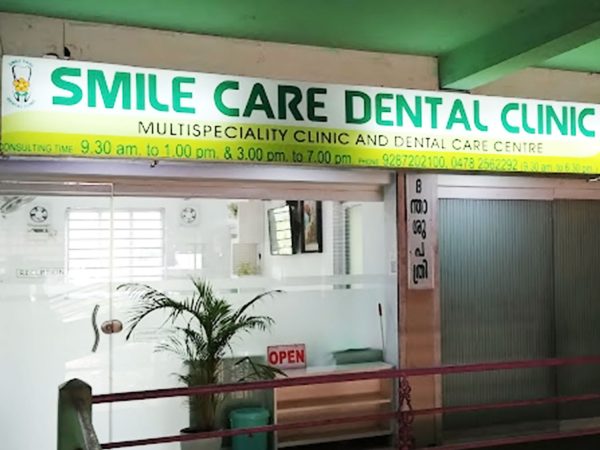 smile care dental clinic in thuravoor