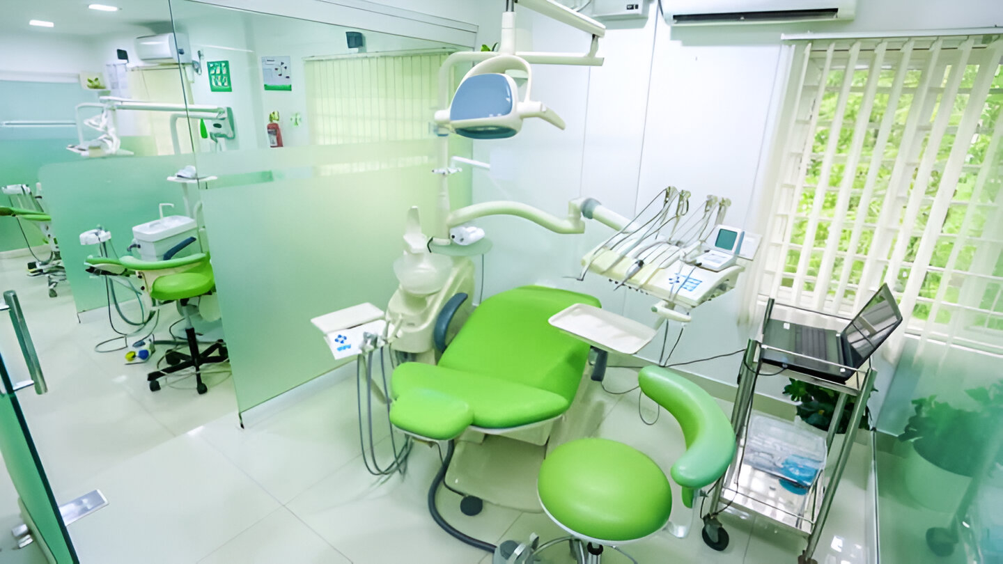 Smile Care Dental Clinic Thuravoor